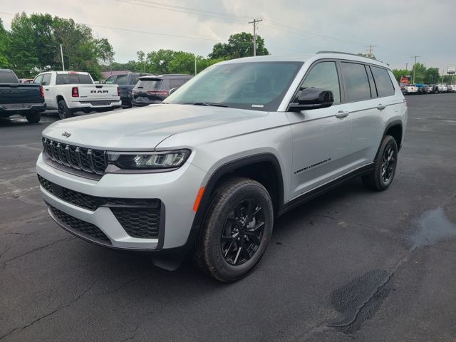 2026 Jeep Grand Cherokee L Laredo Altitude 4x4 - 23017254 - 3