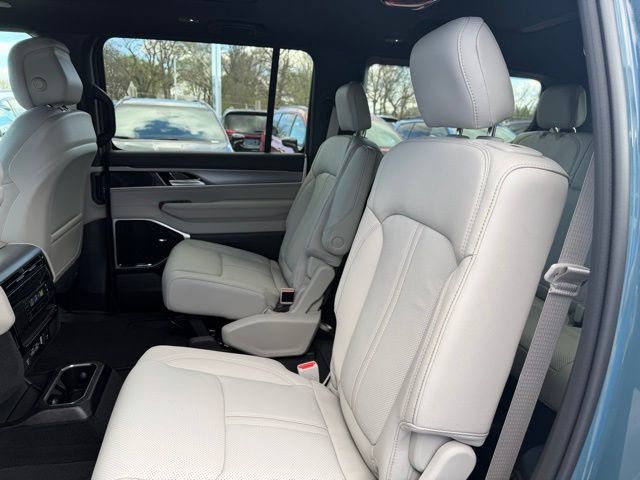 2026 Jeep Grand Wagoneer Limited - 22990451 - 15