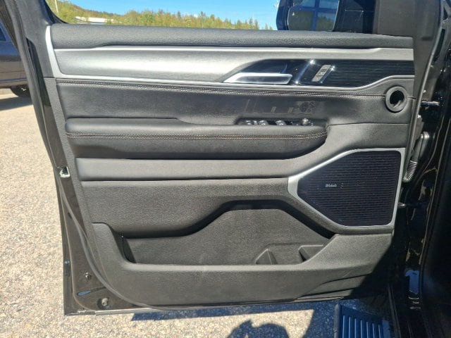 2026 Jeep Grand Wagoneer LIMITED RESERVE 4X4 - 23076493 - 9