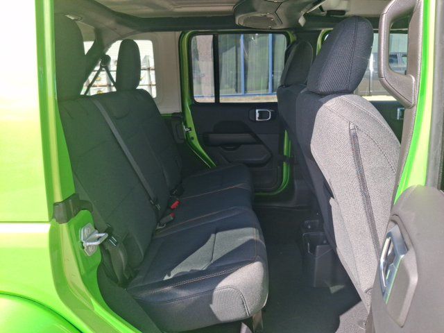 2026 Jeep Wrangler 4-DOOR SAHARA - 23076953 - 19