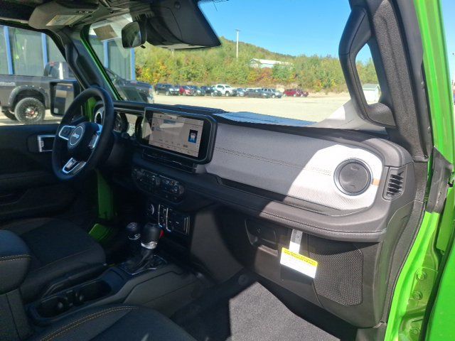 2026 Jeep Wrangler 4-DOOR SAHARA - 23076953 - 21