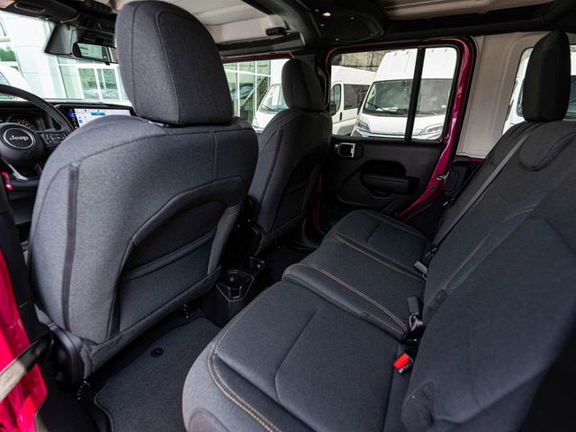 2026 Jeep Wrangler 4-DOOR SPORT - 23076948 - 25