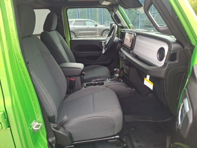 2026 Jeep Wrangler 4-DOOR SPORT - 23077019 - 29