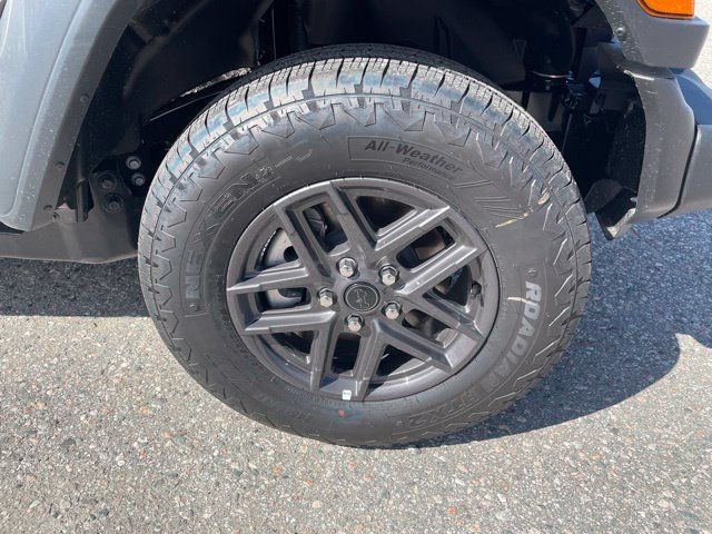 2026 Jeep Wrangler 4-DOOR SPORT S - 23076977 - 8
