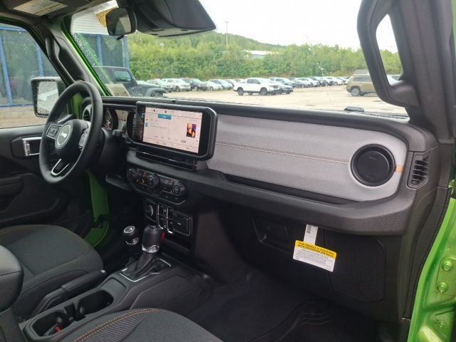 2026 Jeep Wrangler 4-DOOR SPORT S - 23077019 - 30