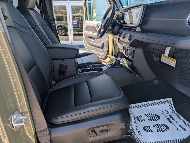 2026 Jeep Wrangler Sahara 4 Door 4x4 - 22987229 - 18