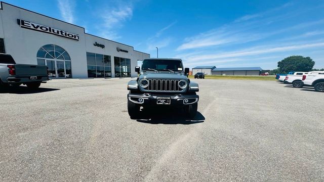 2026 Jeep Wrangler Sahara 4 Door 4x4 - 23019978 - 0