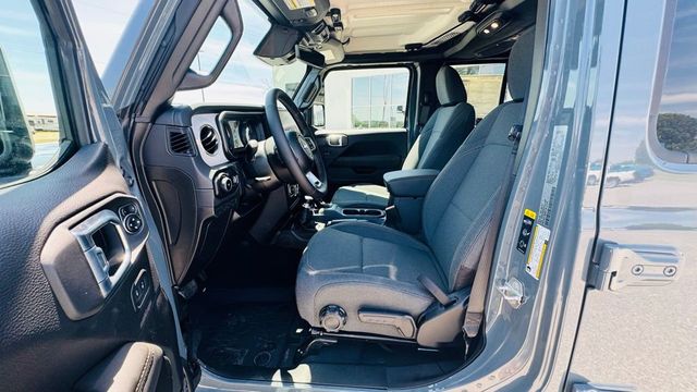 2026 Jeep Wrangler Sahara 4 Door 4x4 - 23019978 - 13