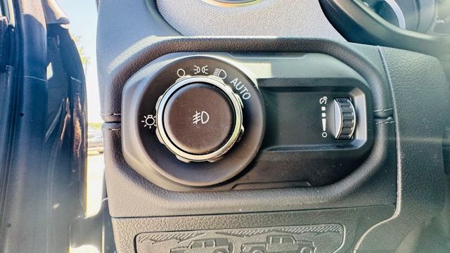 2026 Jeep Wrangler Sahara 4 Door 4x4 - 23019978 - 14