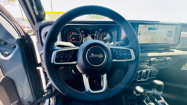 2026 Jeep Wrangler Sahara 4 Door 4x4 - 23019978 - 16