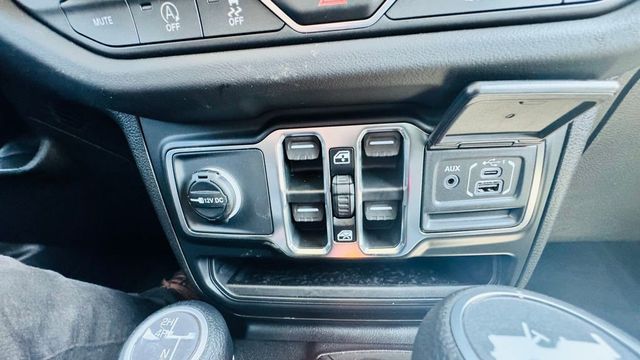 2026 Jeep Wrangler Sahara 4 Door 4x4 - 23019978 - 22