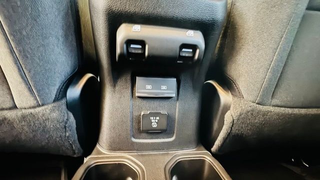 2026 Jeep Wrangler Sahara 4 Door 4x4 - 23019978 - 26