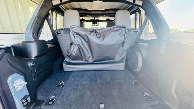 2026 Jeep Wrangler Sahara 4 Door 4x4 - 23019978 - 27