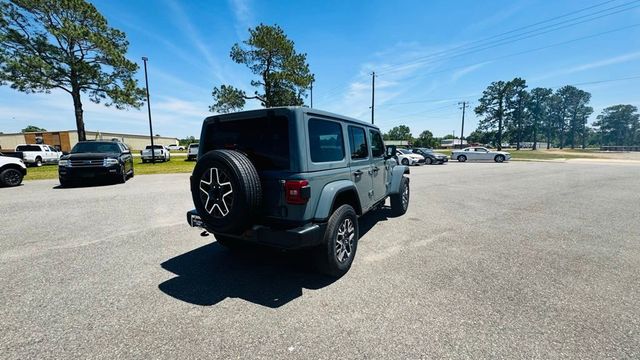 2026 Jeep Wrangler Sahara 4 Door 4x4 - 23019978 - 7
