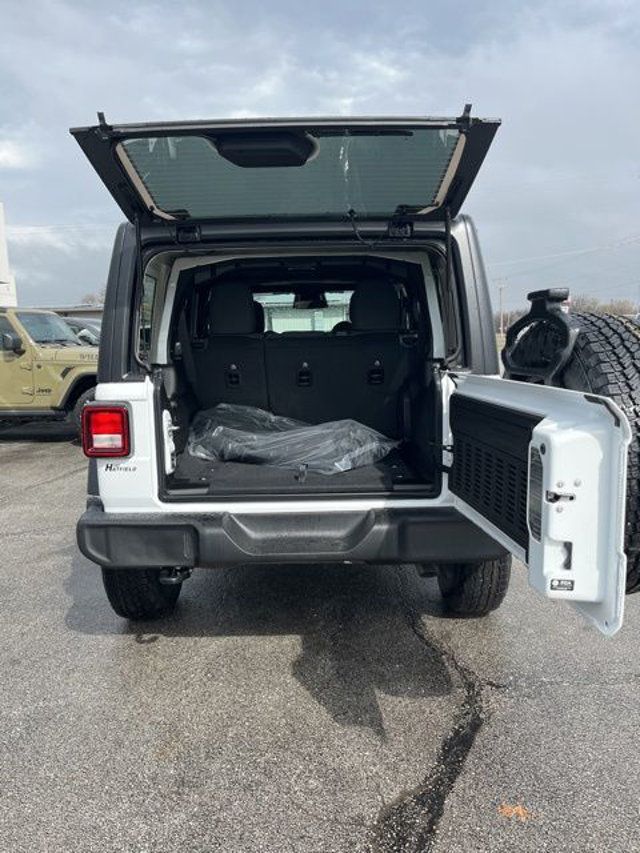 2026 Jeep Wrangler Sport 4 Door 4x4 RHD - 22990416 - 4