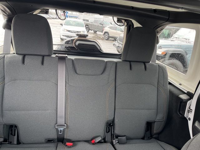 2026 Jeep Wrangler Sport 4 Door 4x4 RHD - 22990416 - 7