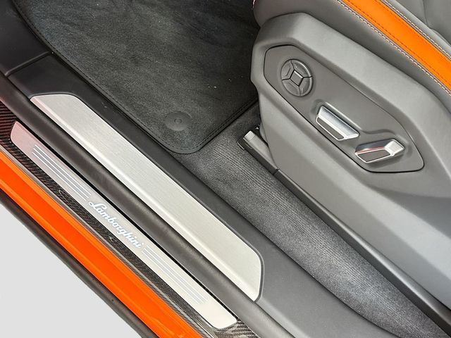 2026 Lamborghini Urus SE AWD - 23027008 - 27