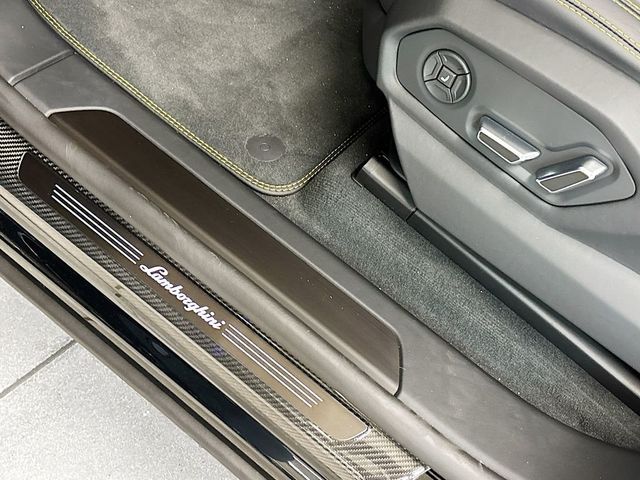 2026 Lamborghini Urus SE AWD - 23032737 - 29