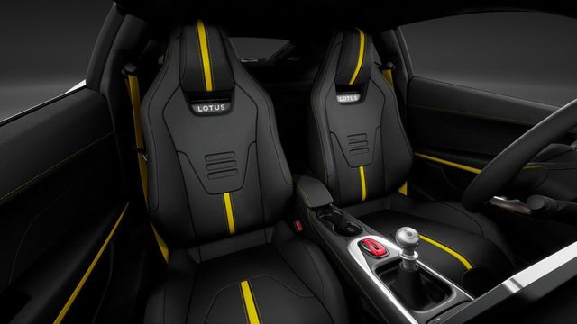 2026 Lotus Emira Incoming 2026 Lotus Emira V6 SE Rare Racing Green Paint! - 22935192 - 5