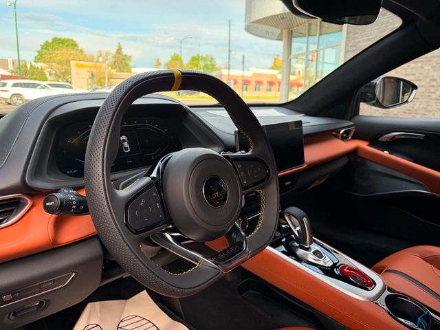2026 Lotus Emira Turbo SE Coupe - 22934355 - 25