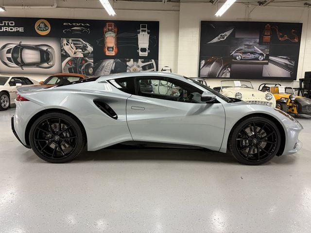 2026 Lotus Emira Turbo SE Coupe - 22934360 - 17