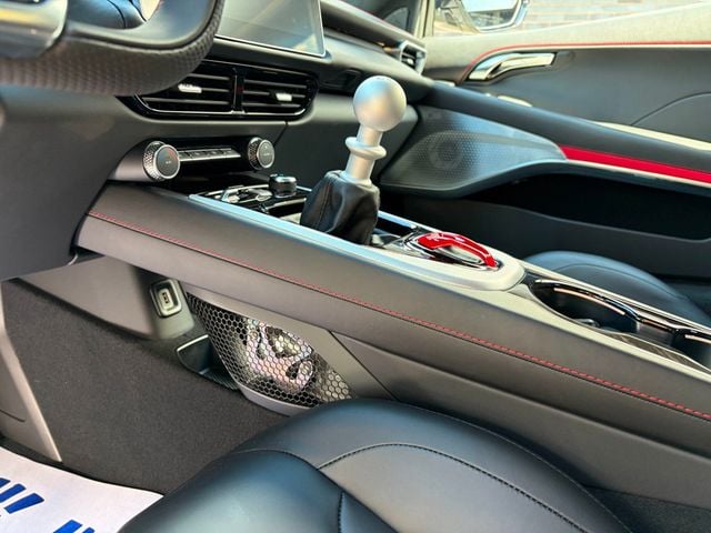 2026 Lotus Emira V6 SE Coupe - 22934619 - 17