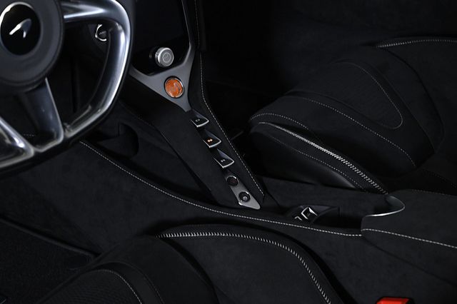 2026 McLaren 750S Spider - 22955411 - 12