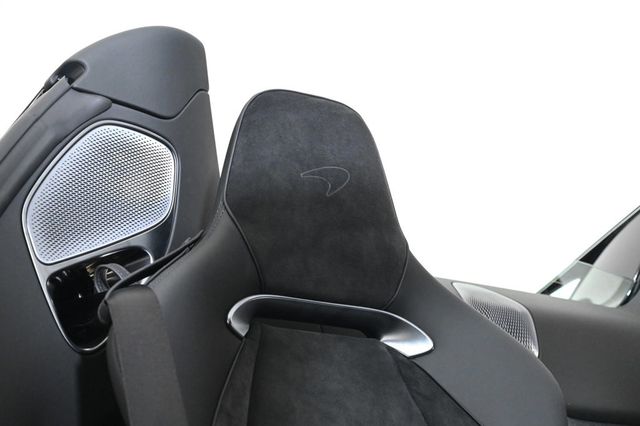2026 McLaren Artura  - 22920775 - 19