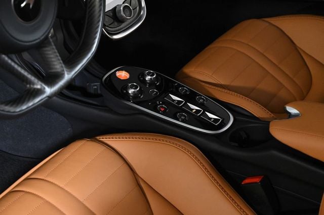 2026 McLaren GTS TechLux Coupe - 23016374 - 13