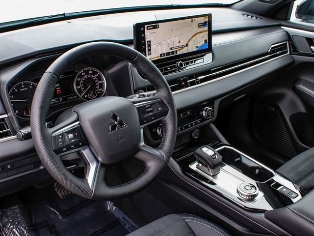 2026 Mitsubishi Outlander LE - 23077890 - 14