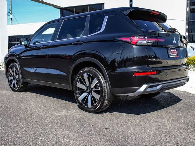 2026 Mitsubishi Outlander SE - 23077667 - 3