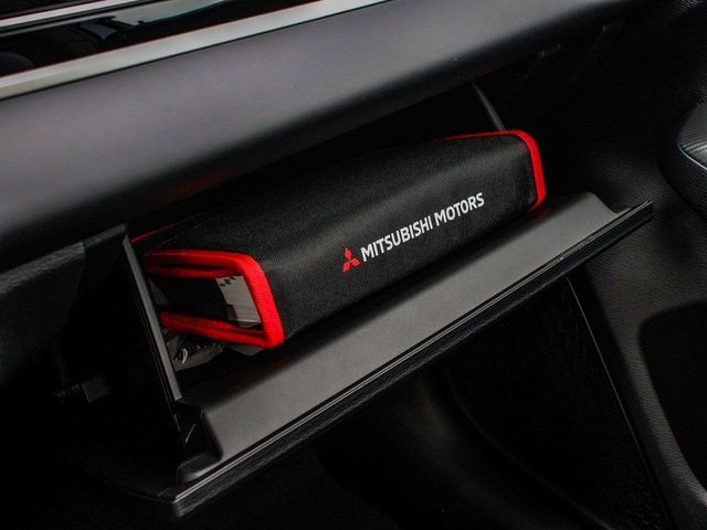 2026 Mitsubishi Outlander SE - 23077745 - 17