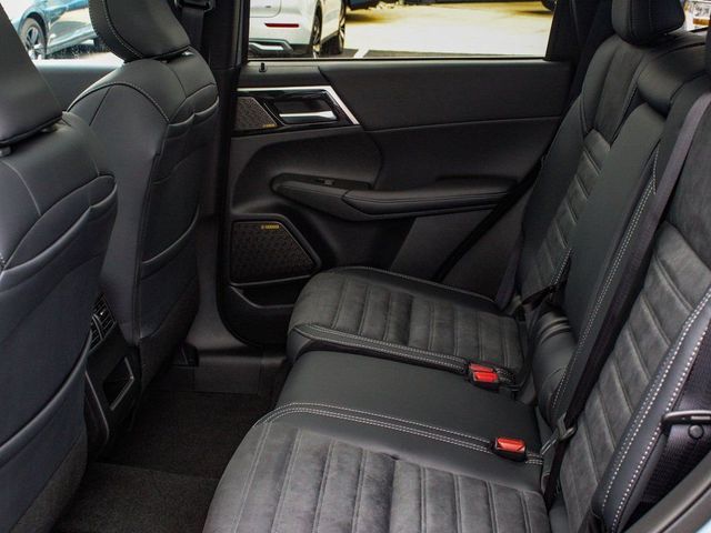 2026 Mitsubishi Outlander SE - 23077745 - 33