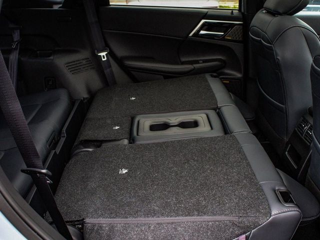 2026 Mitsubishi Outlander SE - 23077745 - 37
