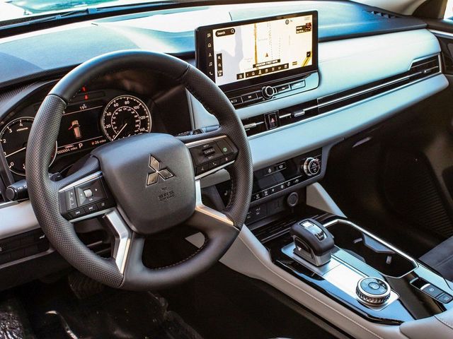 2026 Mitsubishi Outlander SE - 23077900 - 14