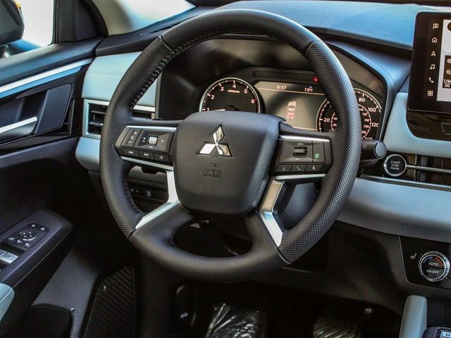 2026 Mitsubishi Outlander SE - 23077900 - 24