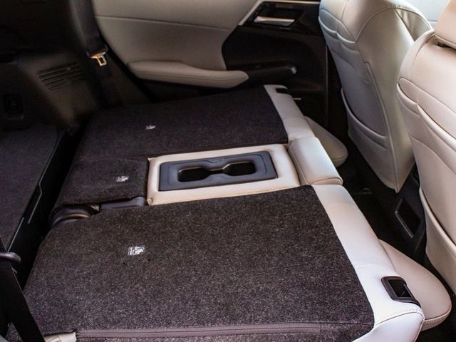 2026 Mitsubishi Outlander SE - 23077900 - 37