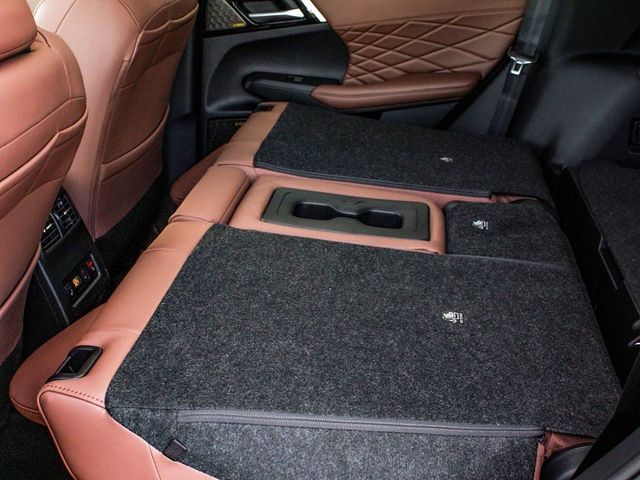 2026 Mitsubishi Outlander SEL - 23077671 - 36