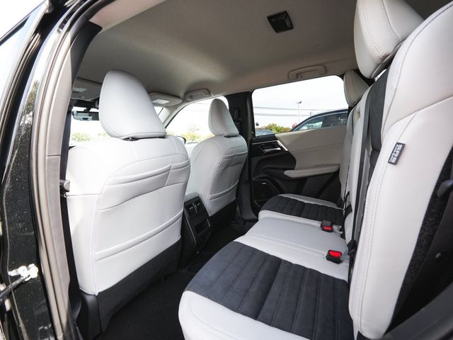 2026 Mitsubishi Outlander Plug-In Hybrid SE - 23089093 - 35