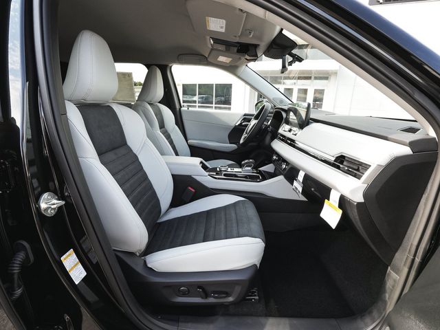 2026 Mitsubishi Outlander Plug-In Hybrid SE - 23089093 - 39