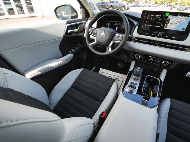 2026 Mitsubishi Outlander Plug-In Hybrid SE - 23089093 - 42