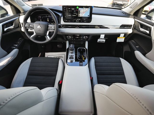 2026 Mitsubishi Outlander Plug-In Hybrid SE - 23089093 - 44
