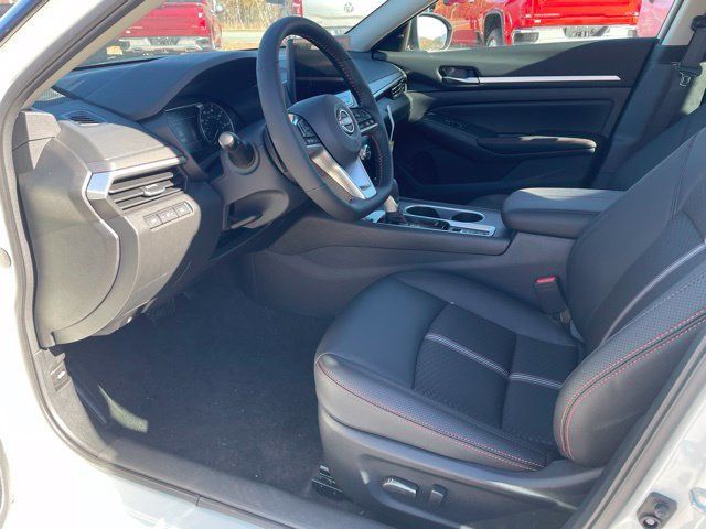 2026 Nissan Altima SR - 23090852 - 9