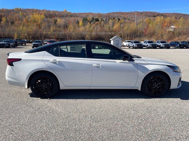2026 Nissan Altima SR - 23090852 - 7