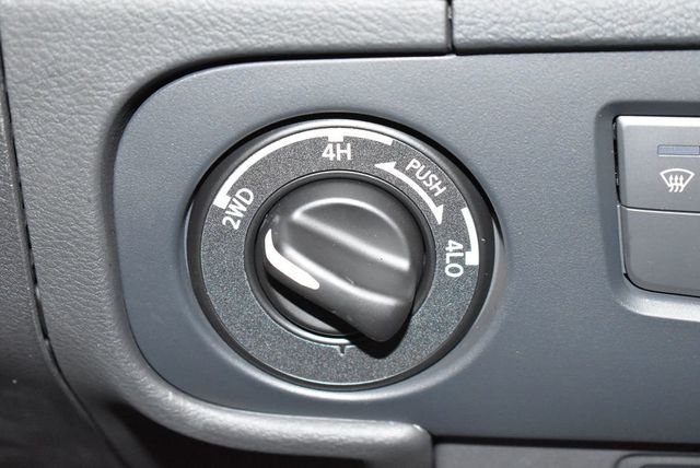 2026 Nissan Frontier Crew Cab 4x4 SV - 22998284 - 24