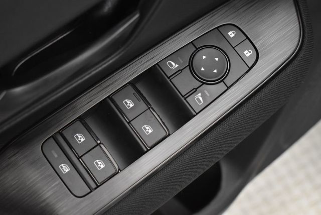 2026 Nissan Kicks S AWD - 22987688 - 9