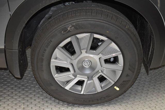 2026 Nissan Kicks S FWD - 22949472 - 32