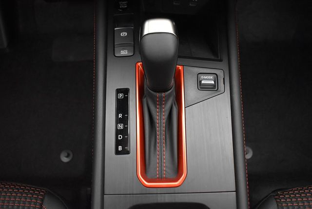 2026 Nissan Kicks SR AWD - 22922747 - 25