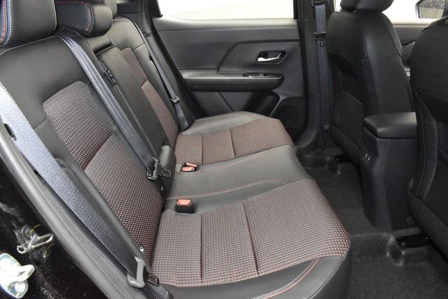 2026 Nissan Kicks SR AWD - 22922747 - 27