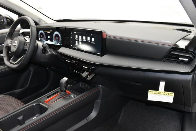 2026 Nissan Kicks SR AWD - 22922752 - 25